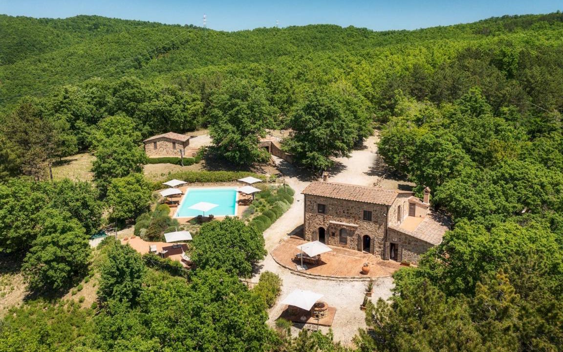 Radicondoli Villa | 400 m² Villa ∙ 5 bedrooms ∙ 10 guests