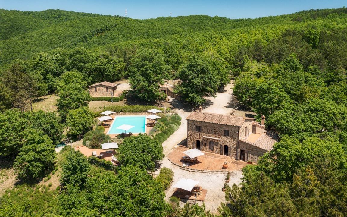 Radicondoli Villa | 400 m² Villa ∙ 5 bedrooms ∙ 10 guests