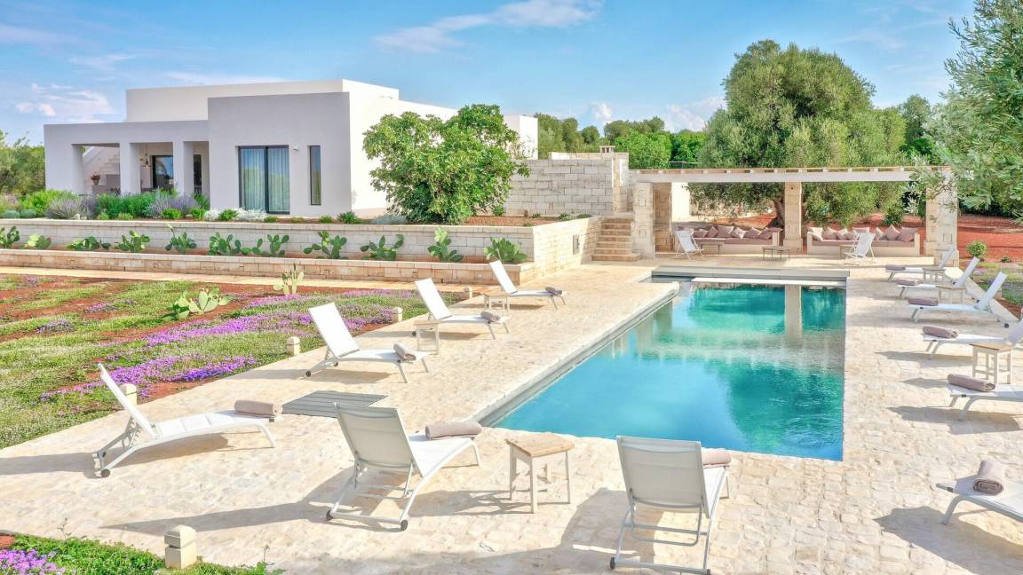 Ostuni Villa | 400 m² Villa ∙ 6 bedrooms ∙ 11 guests