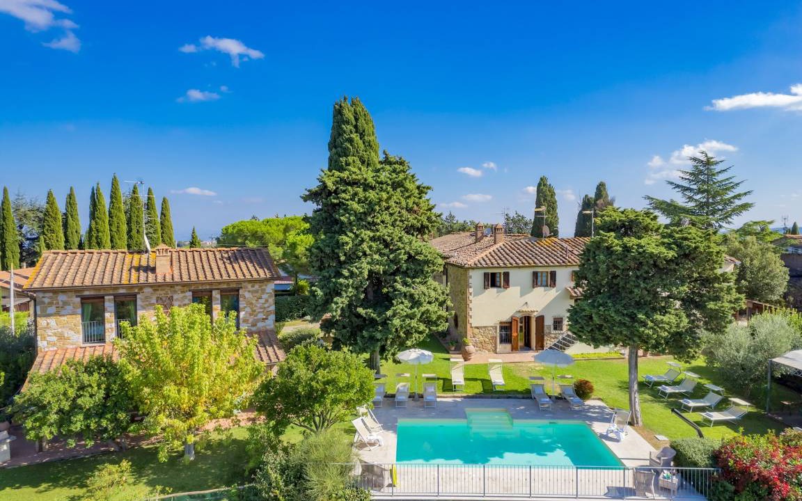 Gambassi Terme Villa | 435 m² Villa ∙ 8 bedrooms ∙ 16 guests