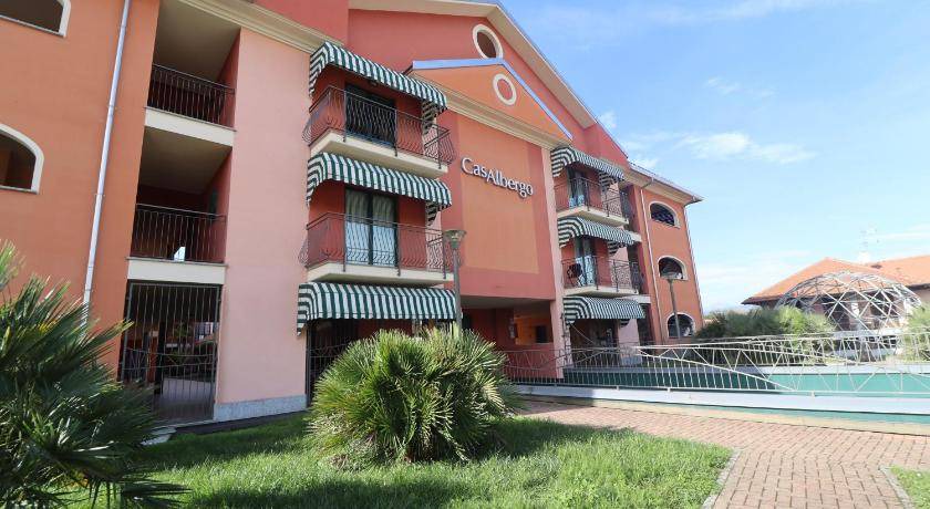 Castelletto Sopra Ticino Apartment | 45 m² Serviced apartment ∙ 4 guests