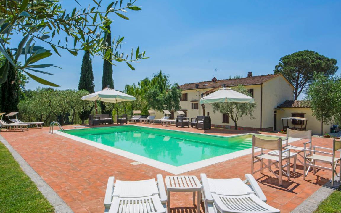 Lamporecchio Villa | 450 m² Villa ∙ 1 bedroom ∙ 14 guests
