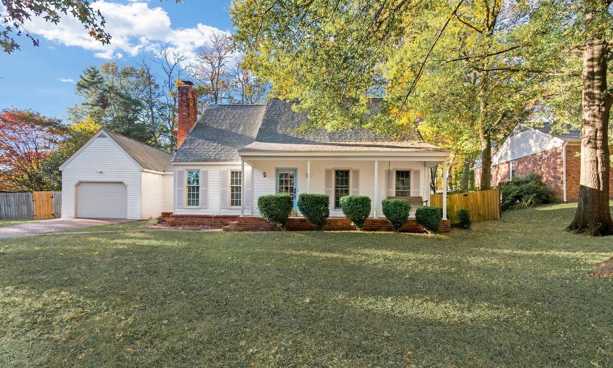 Cordova House | 4bedroom + 3bath Home in Cordova