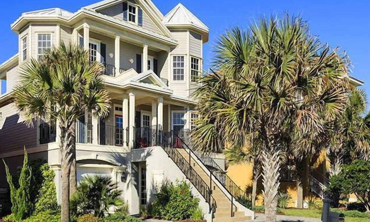 Palm Coast House | 5 Bedroom Luxury Gated Ocean View Home with Amenities