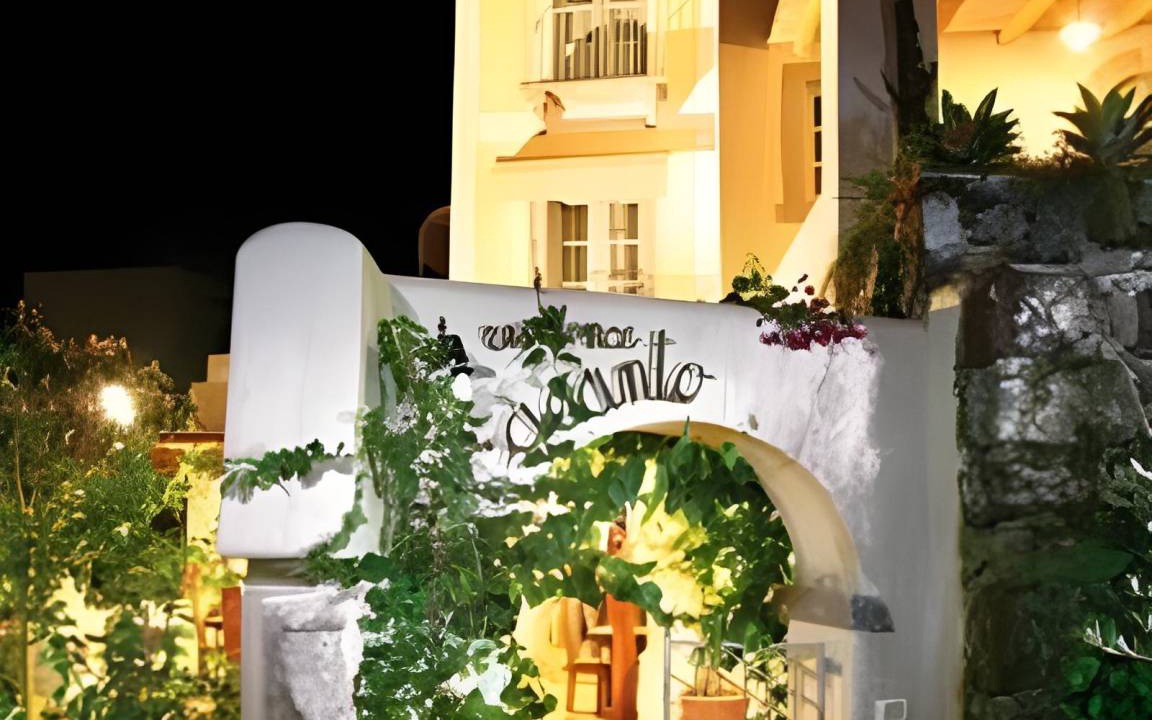 Lipari Historic Centre Apartment | 50 m² Serviced apartment ∙ 2 bedrooms ∙ 6 guests