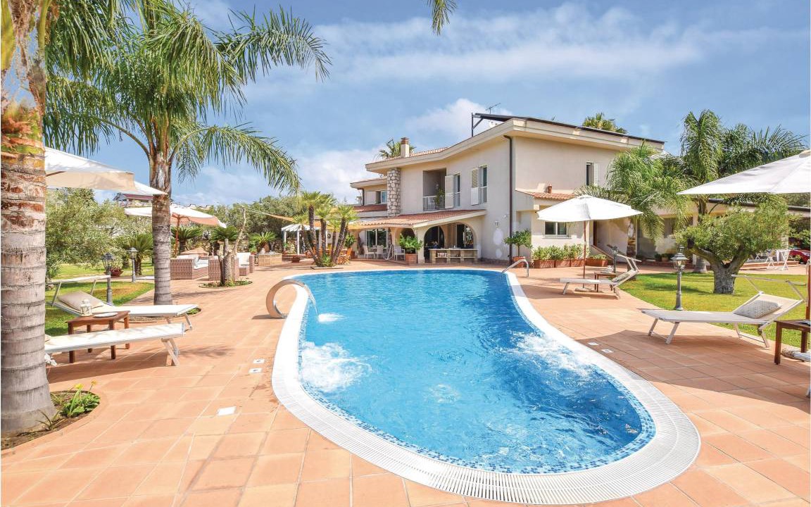 Nocera Scalo House | 500 m² House ∙ 6 bedrooms ∙ 13 guests
