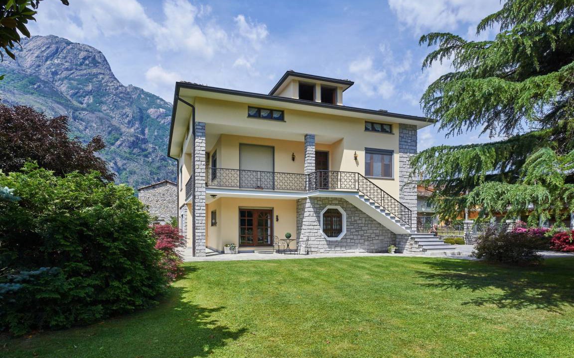 Giumello Apartment | 60 m² Apartment ∙ 3 bedrooms ∙ 5 guests