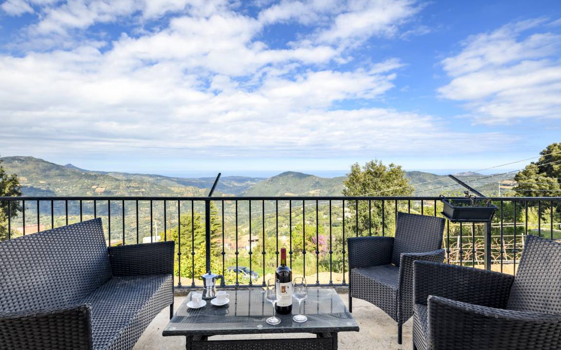 Jerzu House | 65 m² House ∙ 2 bedrooms ∙ 4 guests