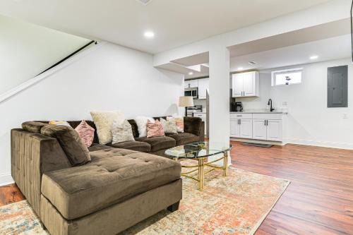 Brooklyn Park Apartment | 7 Mi to Baltimore: Maryland Gem w/Shared Yard!