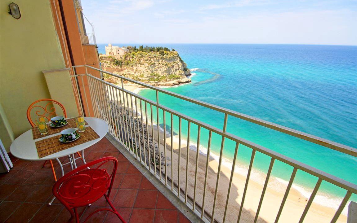 Tropea Apartment | 70 m² Apartment ∙ 1 bedroom ∙ 5 guests