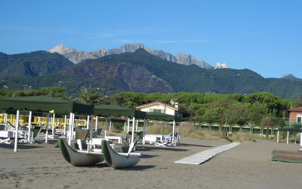 Cinquale Apartment | 72 m² Apartment ∙ 2 bedrooms ∙ 4 guests