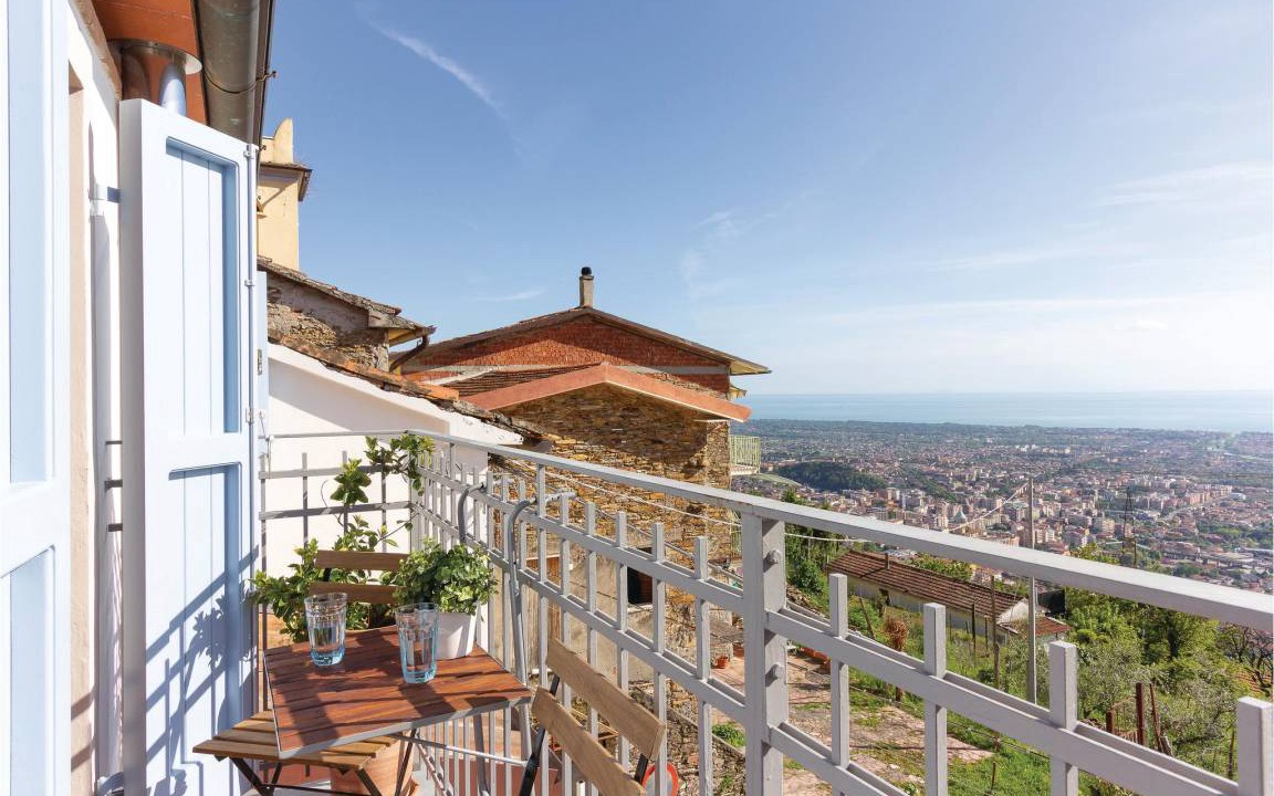 Massa House | 72 m² Maisonette ∙ 2 bedrooms ∙ 4 guests