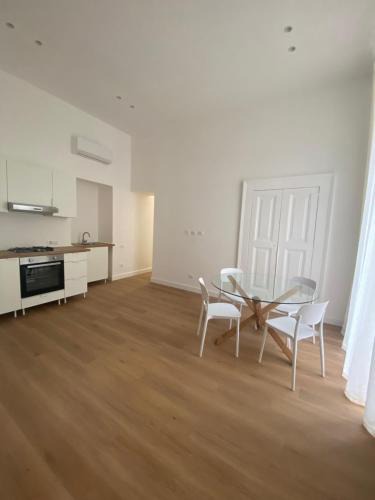 Vittorio Emanuele Apartment | 75 Pullecenella
