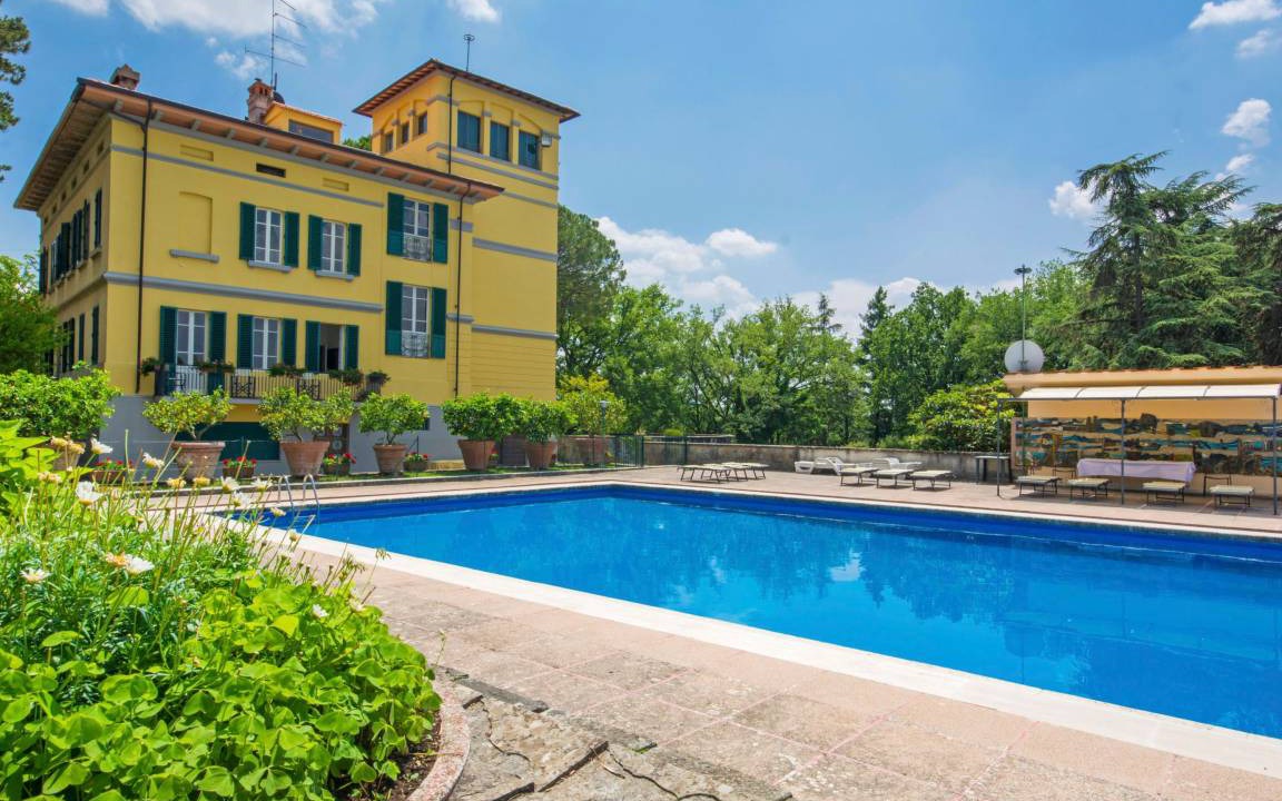 Ponte Buriano Villa | 750 m² Villa ∙ 7 bedrooms ∙ 12 guests