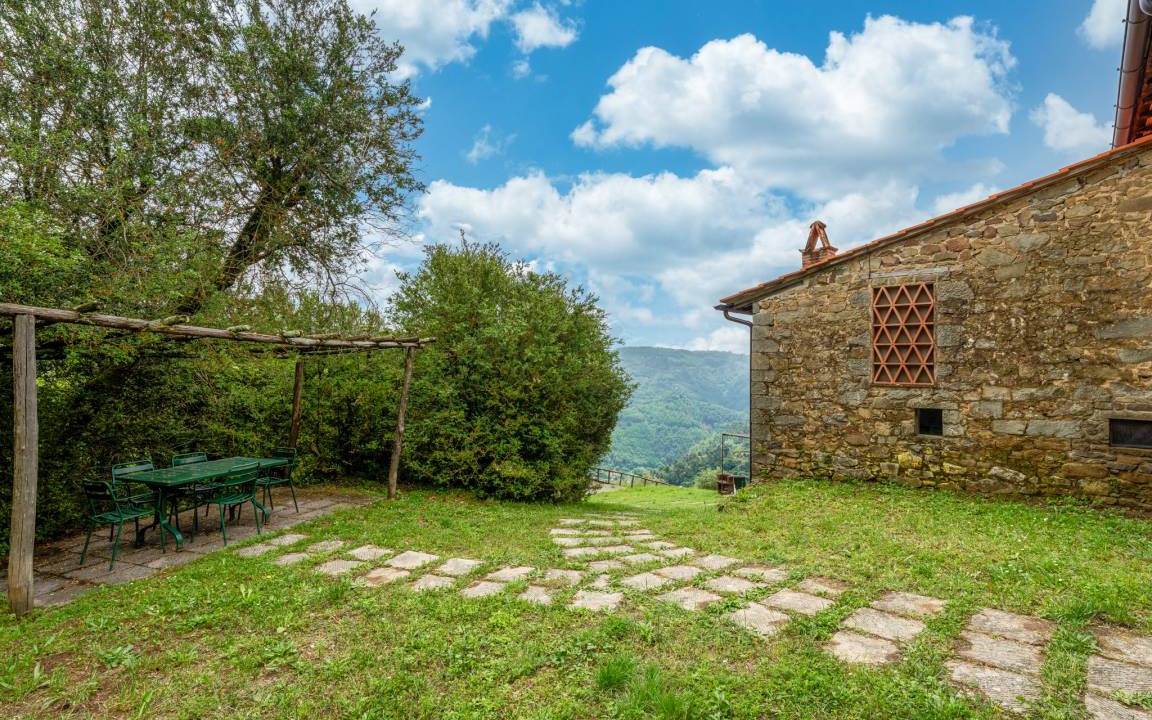 Pietrabuona Apartment | 78 m² Apartment ∙ 3 bedrooms ∙ 6 guests