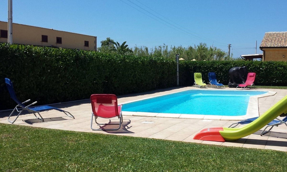 Piana Calzata Villa | 8 Bedrooms, 6 Baths, Villas with Garden, Pool, Wi-Fi, Bbq, Air cond., by the SEA