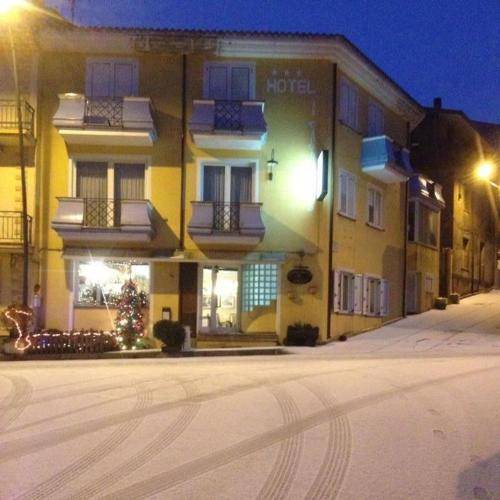 Fonni Hotel | 80 m² Hotel ∙ 2 bedrooms ∙ 3 guests