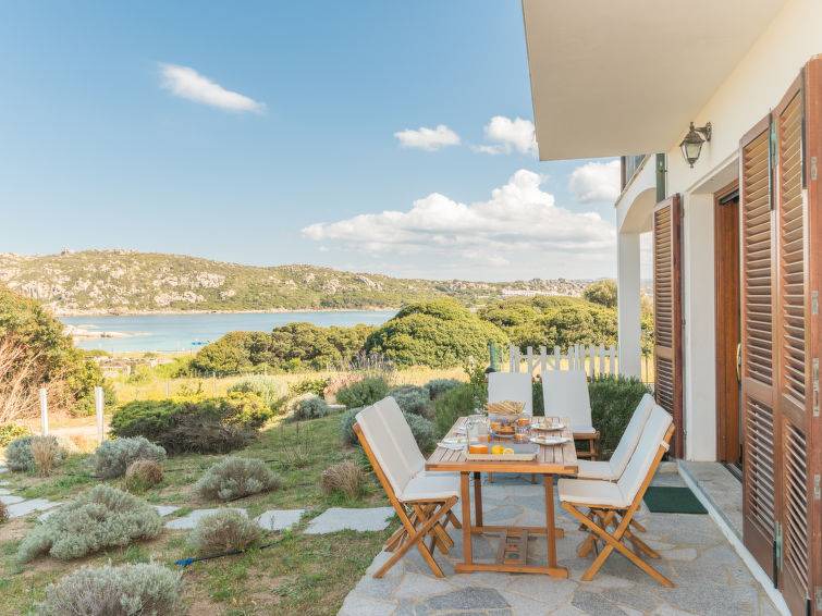 Capo Testa Apartment | 83 m² Apartment ∙ 2 bedrooms ∙ 4 guests