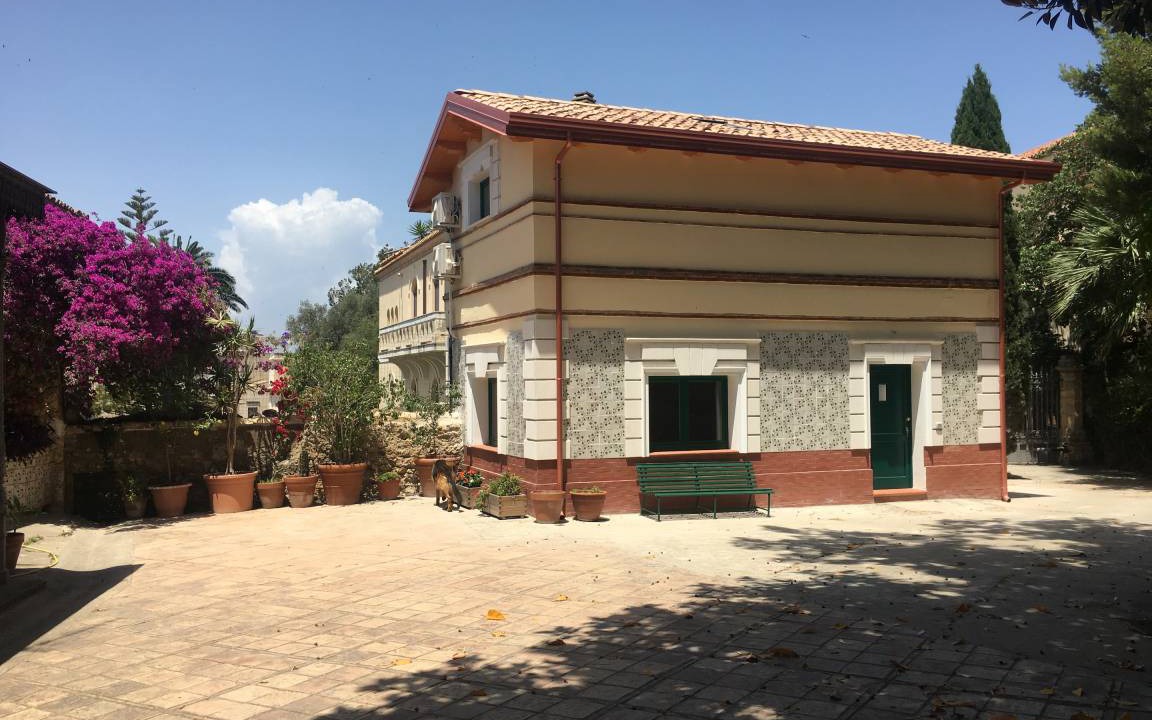 Crotone House | 90 m² House ∙ 1 bedroom ∙ 4 guests