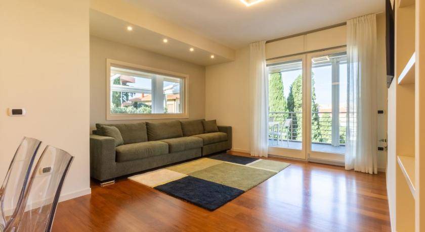 Province of Cagliari Apartment | 95 m² Apartment ∙ 2 bedrooms ∙ 5 guests