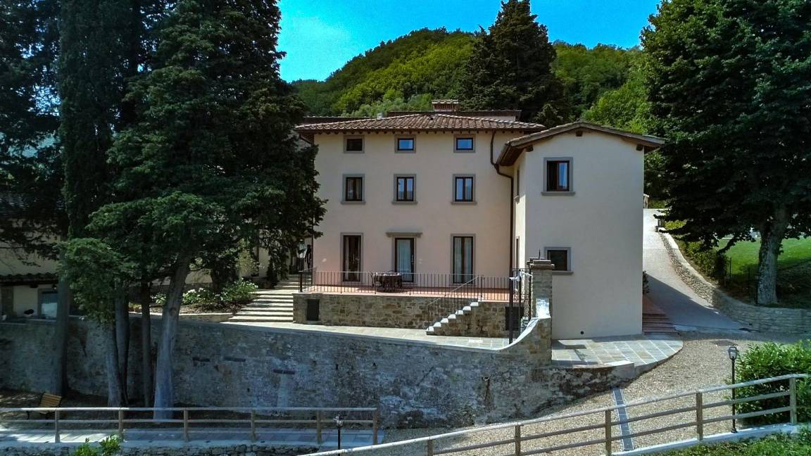 Dicomano Resort | 95 m² Resort ∙ 2 bedrooms ∙ 6 guests