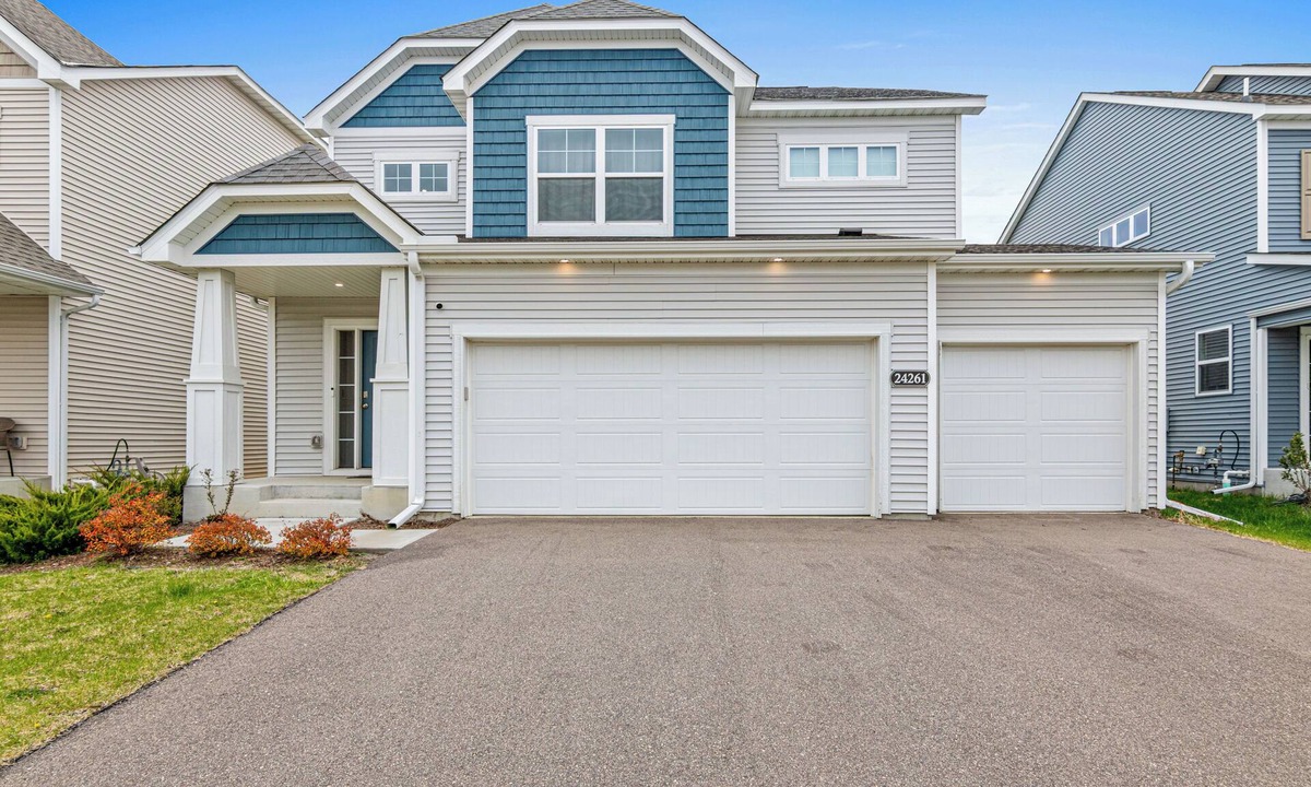 Rogers House | A comfortable 3-bedroom home offers 5 beds and can accommodate up to 8 guests.