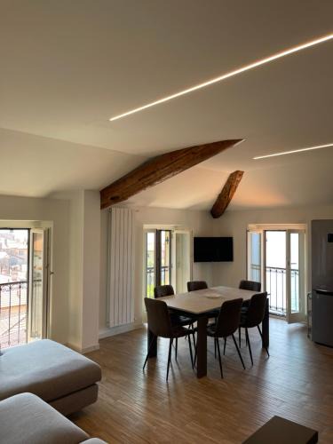 Varenna Apartment | Above the lake