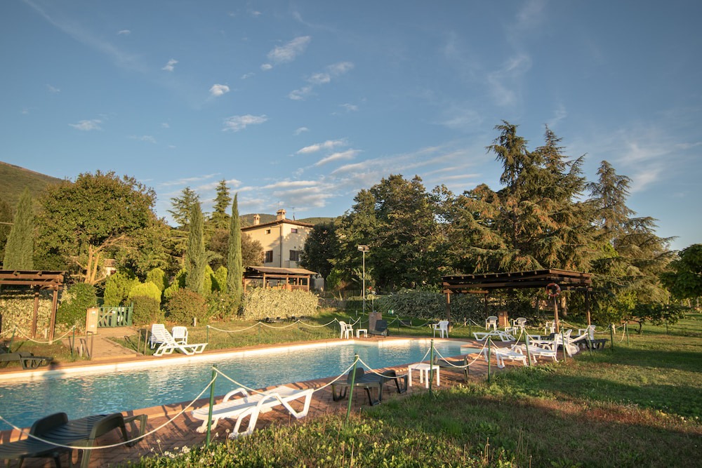 Capodacqua Hotel | Agriturismo Sasso Rosso