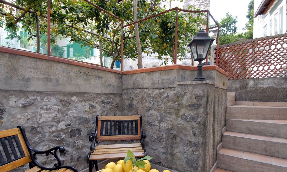 Amalfi Apartment | Amalfi Appartament with lemon tour in Amalfi