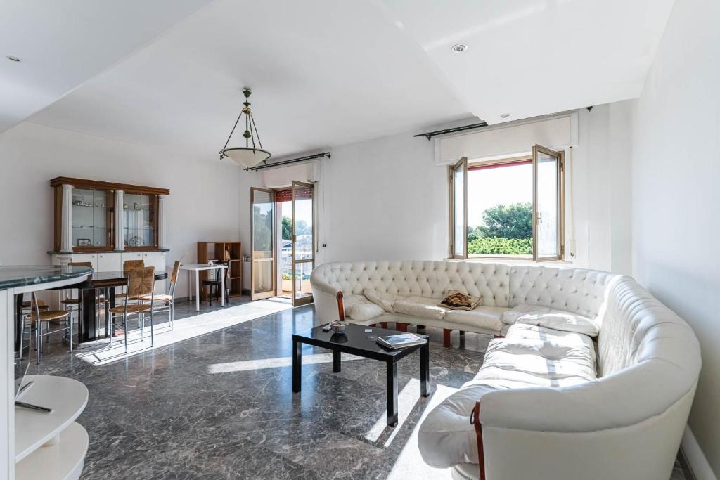 Pineta Apartment | Anita Domus - Appartamento con vista a Pescara