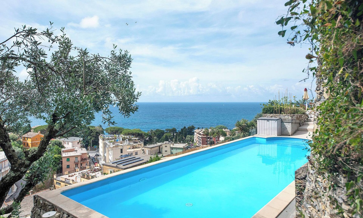 Pieve Ligure Apartment | Apartment 'Agriturismo Le Pale - Giuli 2' with Sea View, Wi-Fi and Air Conditioning