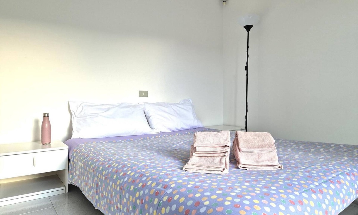 Casez Apartment | Apartment 'Casa Maia - Bombo' with Mountain View, Shared Terrace and Wi-Fi