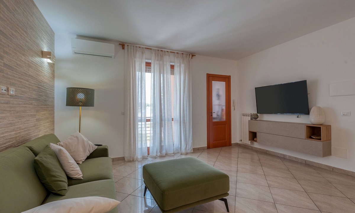 Castromediano Apartment | Apartment 'Green' with Balcony and Air Conditioning
