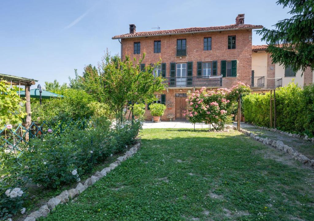 Soglio Apartment | Apartment Il Cortile by Interhome