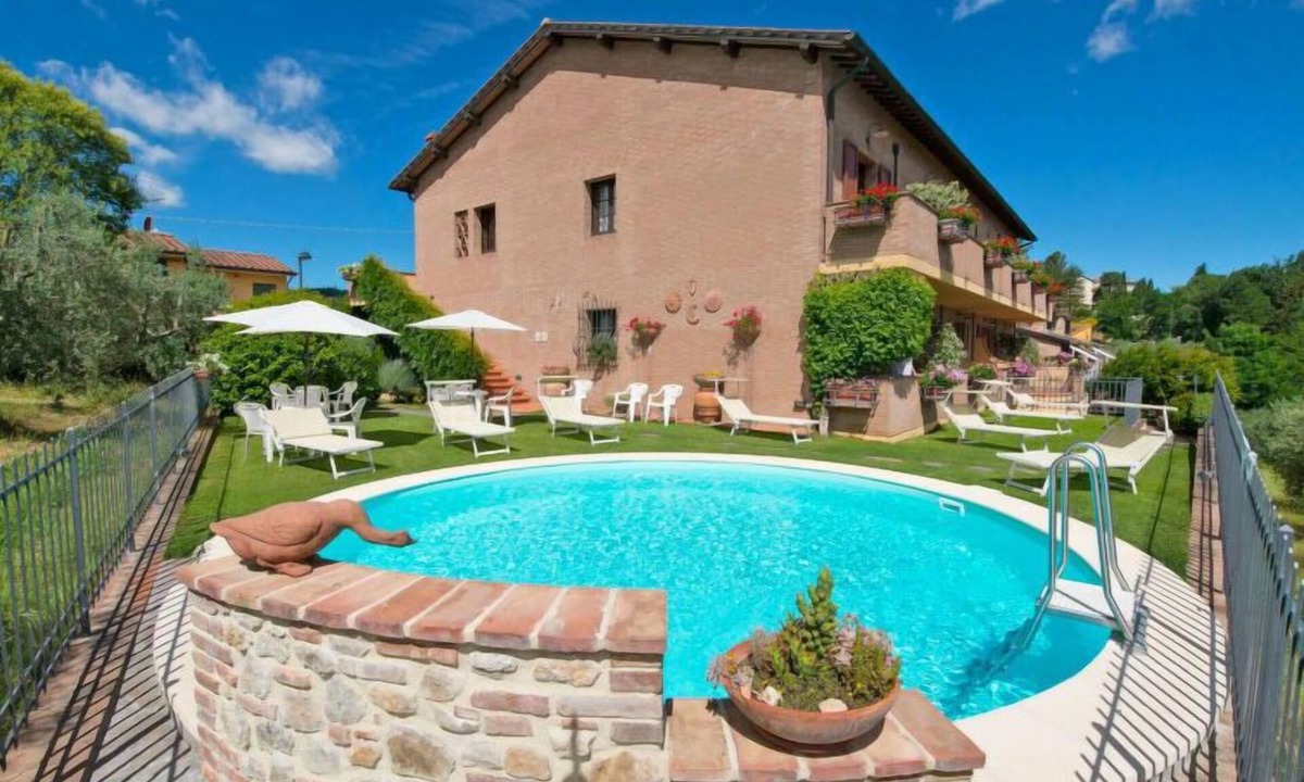 Pancole Apartment | Apartment Lari by Interhome