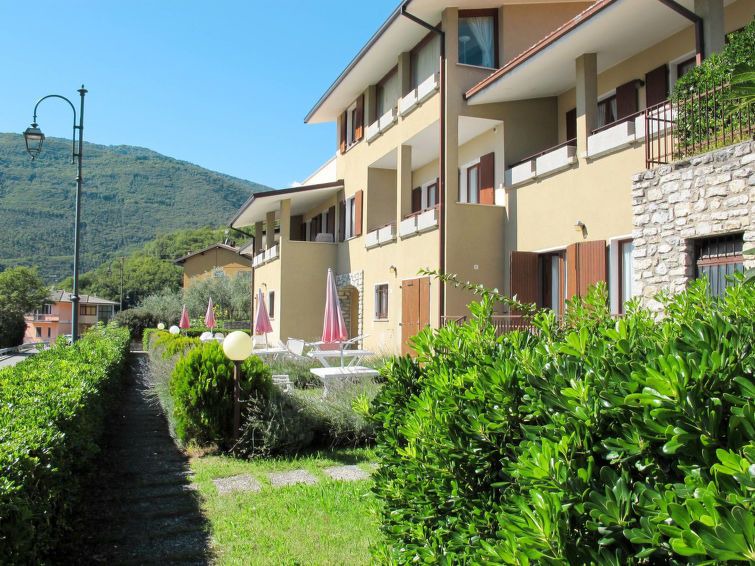 Morele Apartment | Apartment Residence La Rotonda (TGL161) in Tignale - 6 persons, 2 bedrooms