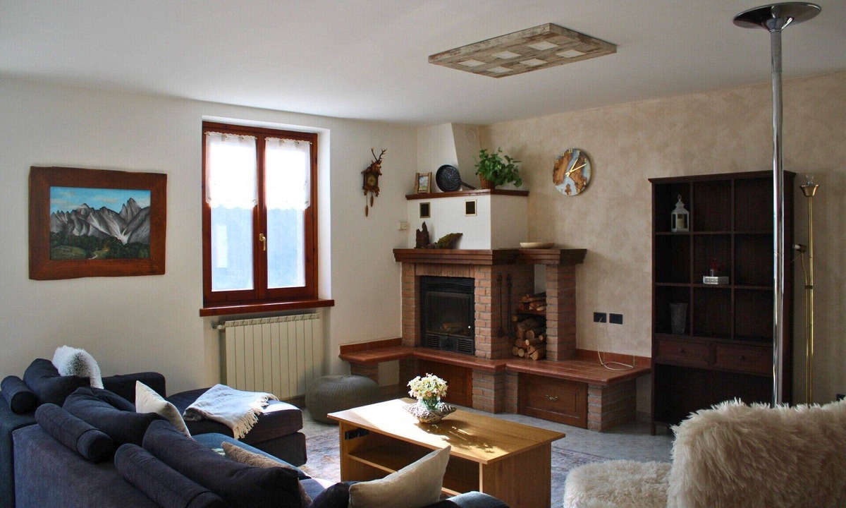 Schilpario Apartment | Apartment 'The Wild Deer Retreat' with Mountain View and Balcony