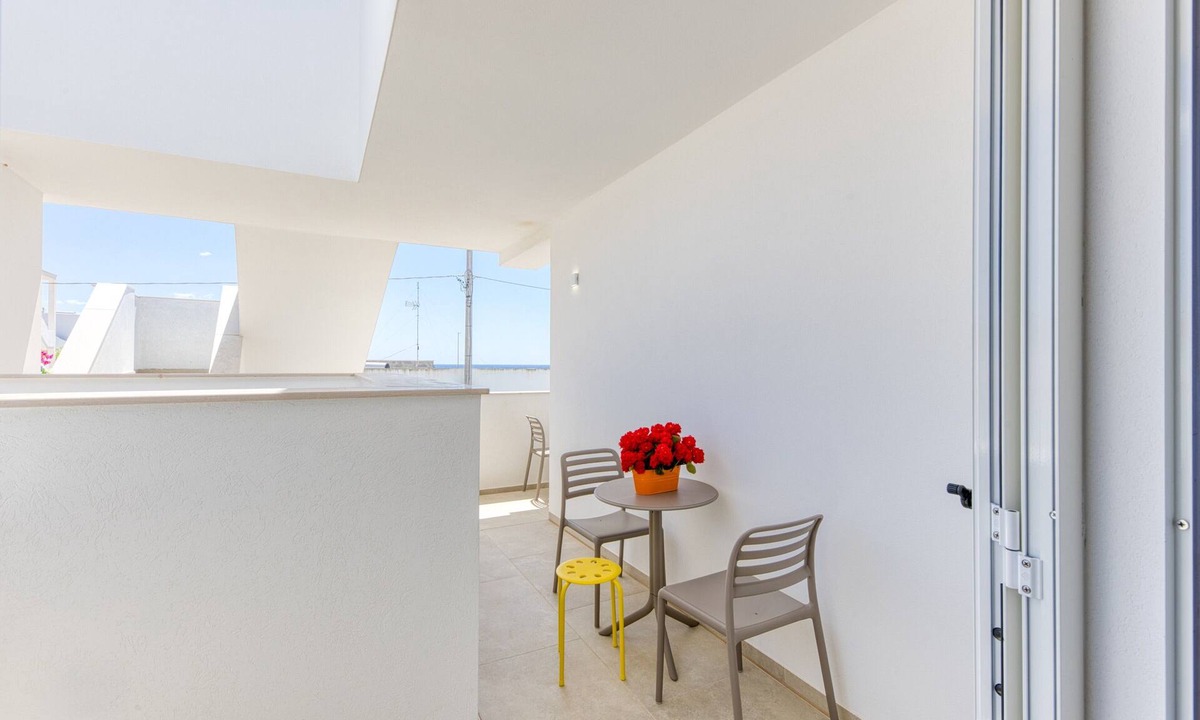 Torre San Giovanni Apartment | Apartment 'Unit 1' with Air Conditioning