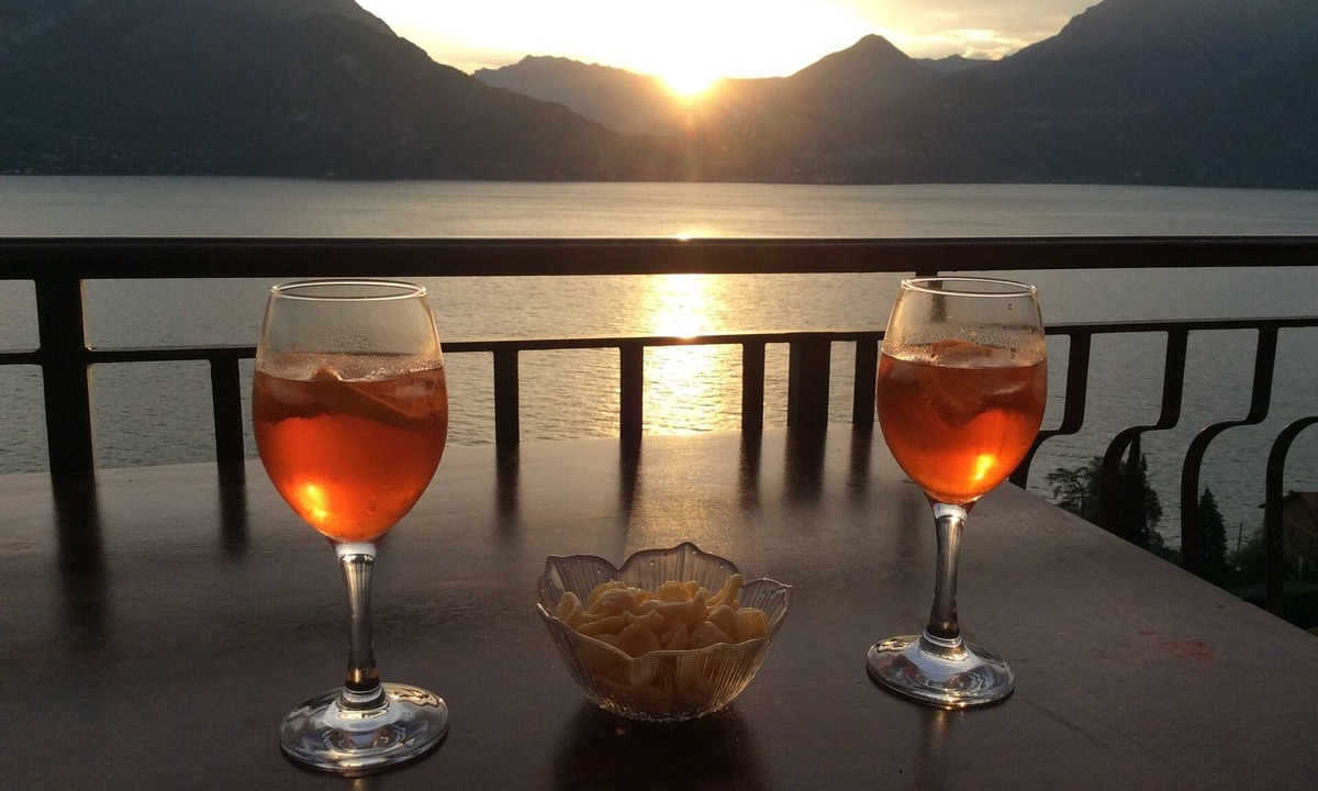 Fiumelatte Apartment | apartments - 3 rooms - 5 persons