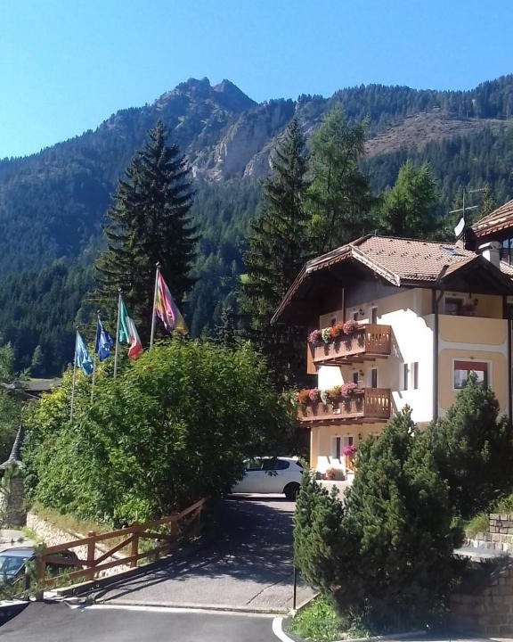 Campitello di Fassa Apartment | Appartamenti Riz Claudio