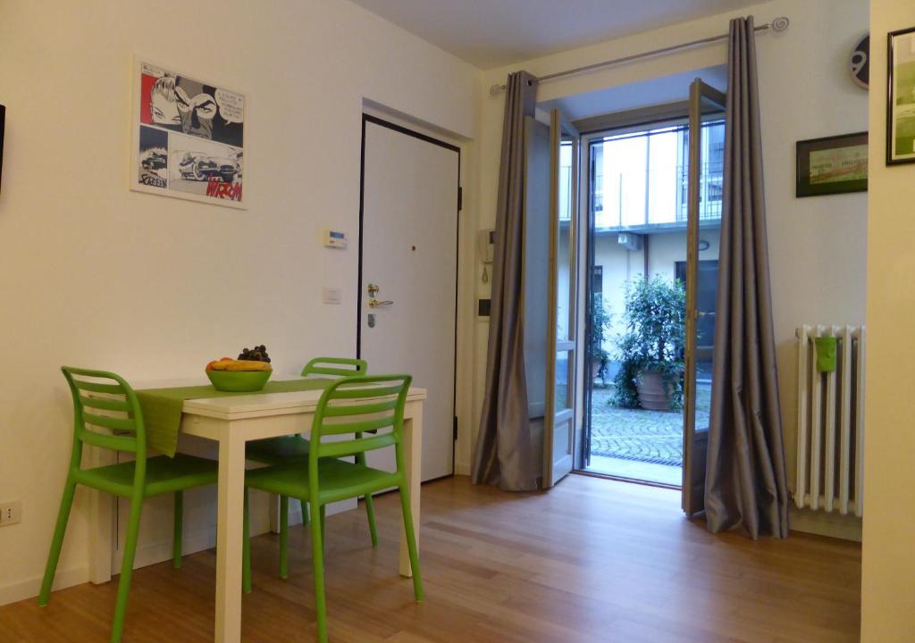 Turin Apartment | Appartamento Giulio VI