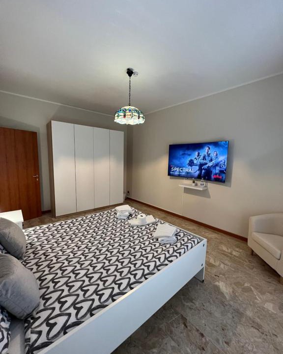 Piacenza Apartment | Appartamento privato a piacenza con 3 camere matrimoniali