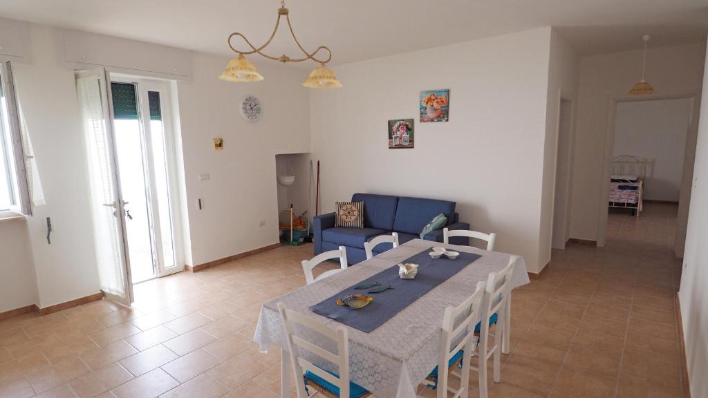 Torre Suda Apartment | Appartamento Rossella by Salento Affitti