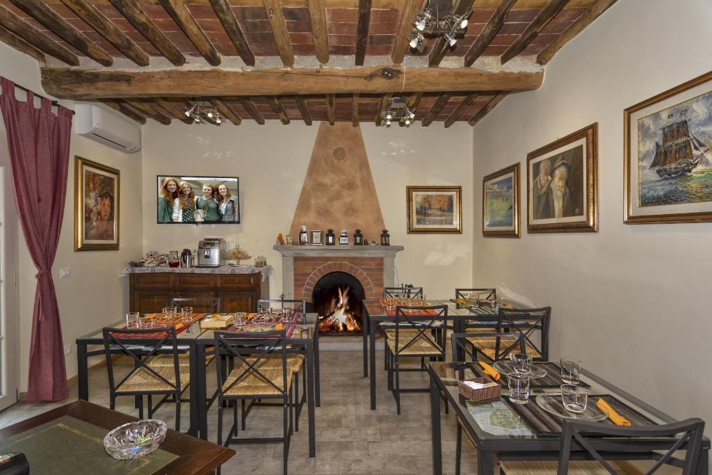Vorno Bed & Breakfast | Art Gallery B&B