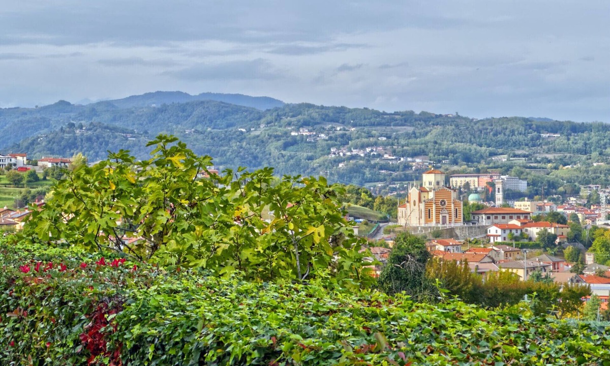 Arzignano Apartment | Arzignano Charm: Modern Home With Parking!