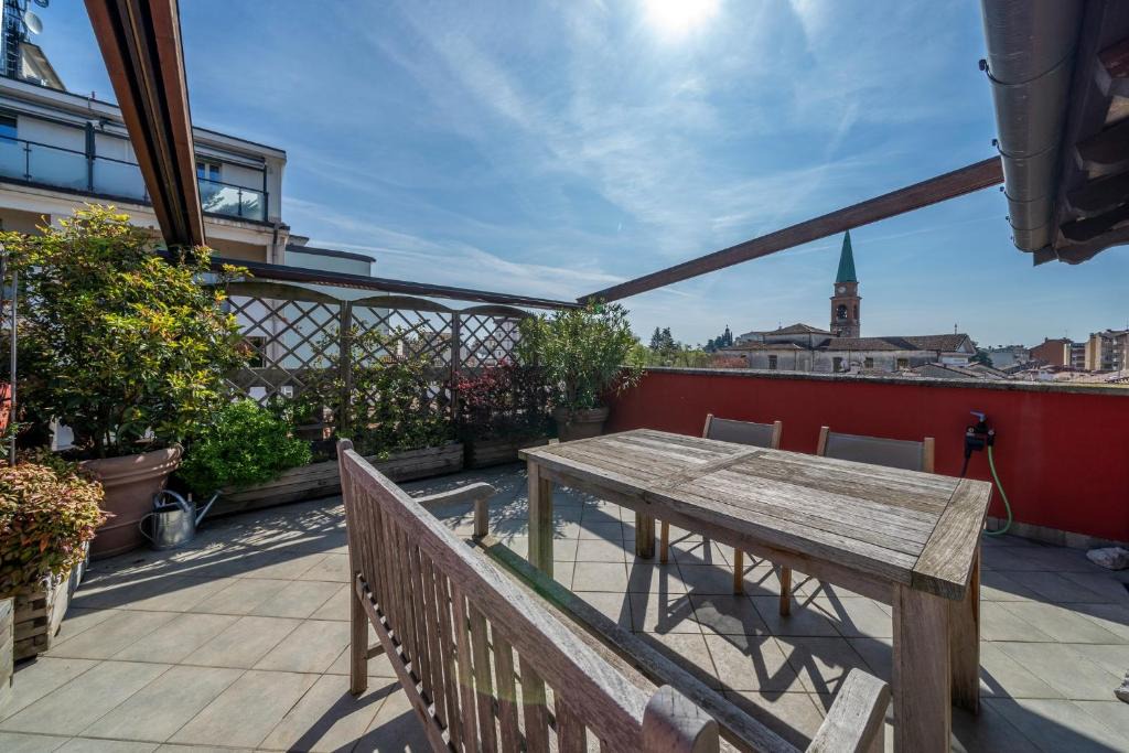 Udine Apartment | Attico del Gusto - Terrace & Private Parking
