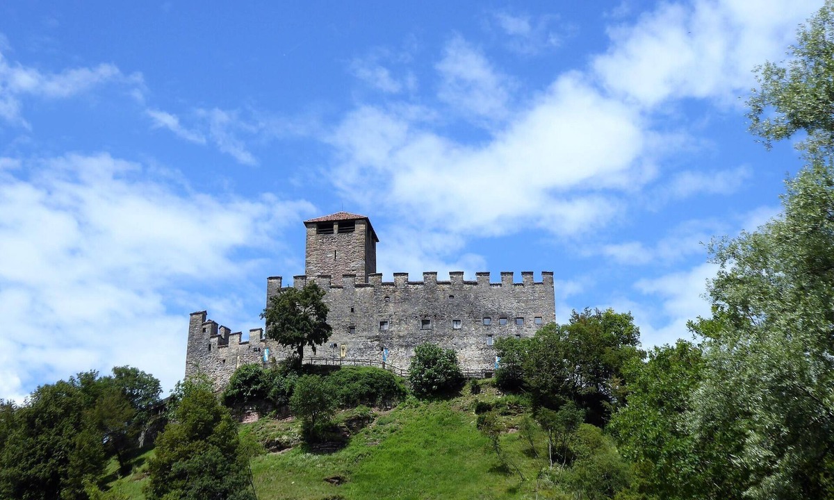 Ponte nelle Alpi Apartment | Attractive apartment near Lake Santa Croce