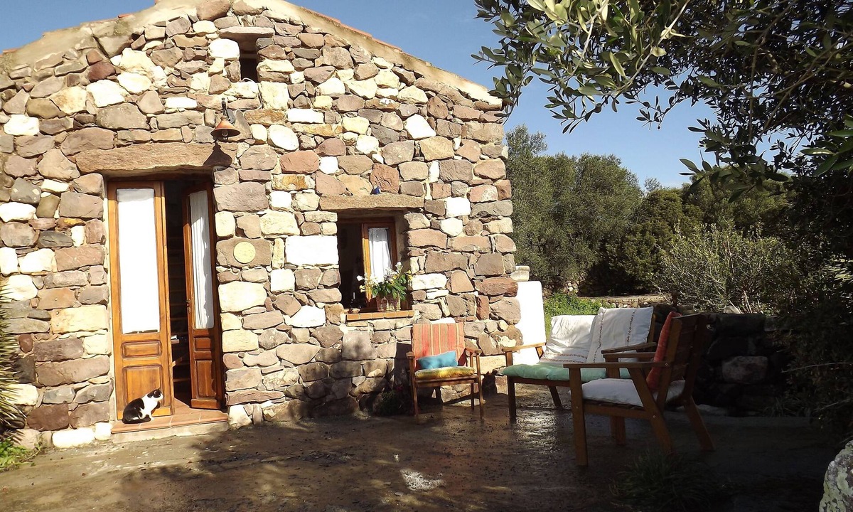 Sant'Antioco Cottage | Aunt Luisa's cottage in Sardinia, five minutes from the sea