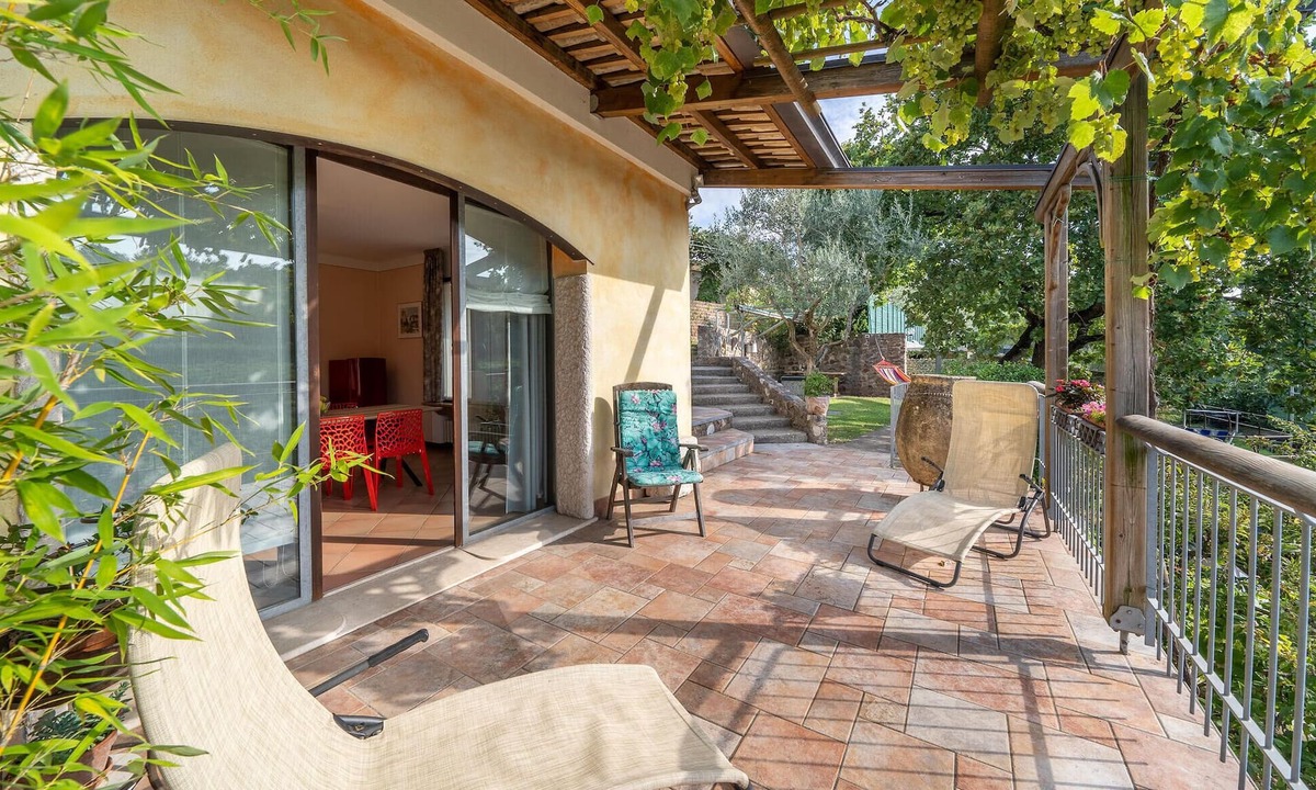 Ceredello Apartment | Awesome apartment in Caprino Veronese VR with WiFi