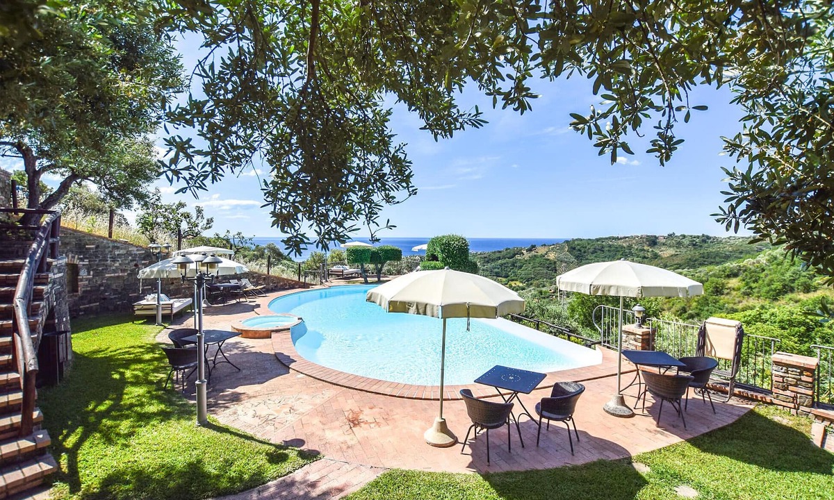 Casal Velino Apartment | Awesome apartment in Casal Velino